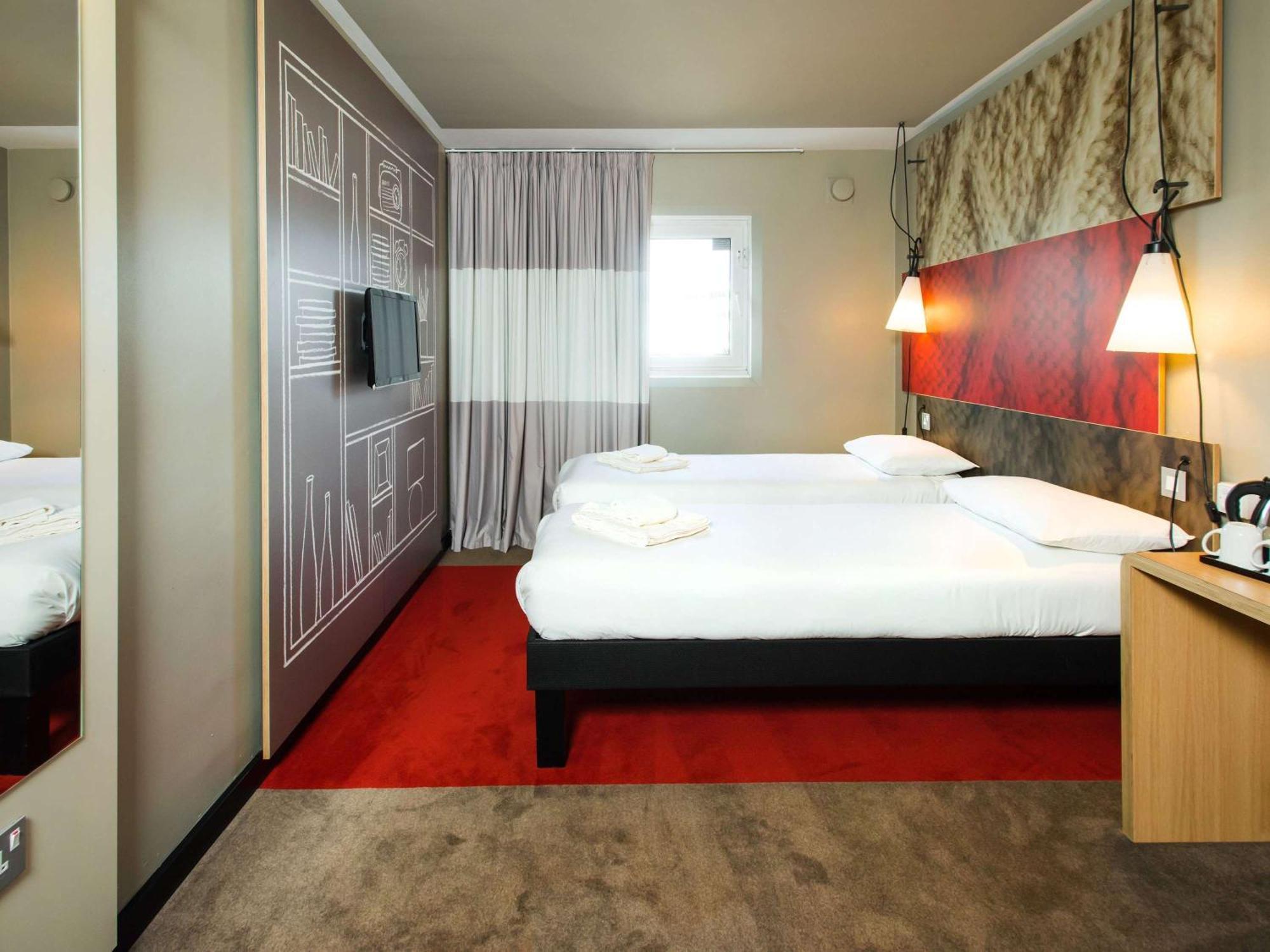 Ibis Plymouth Hotel Eksteriør billede